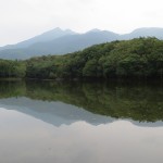 知床五湖と知床連山（三湖で）